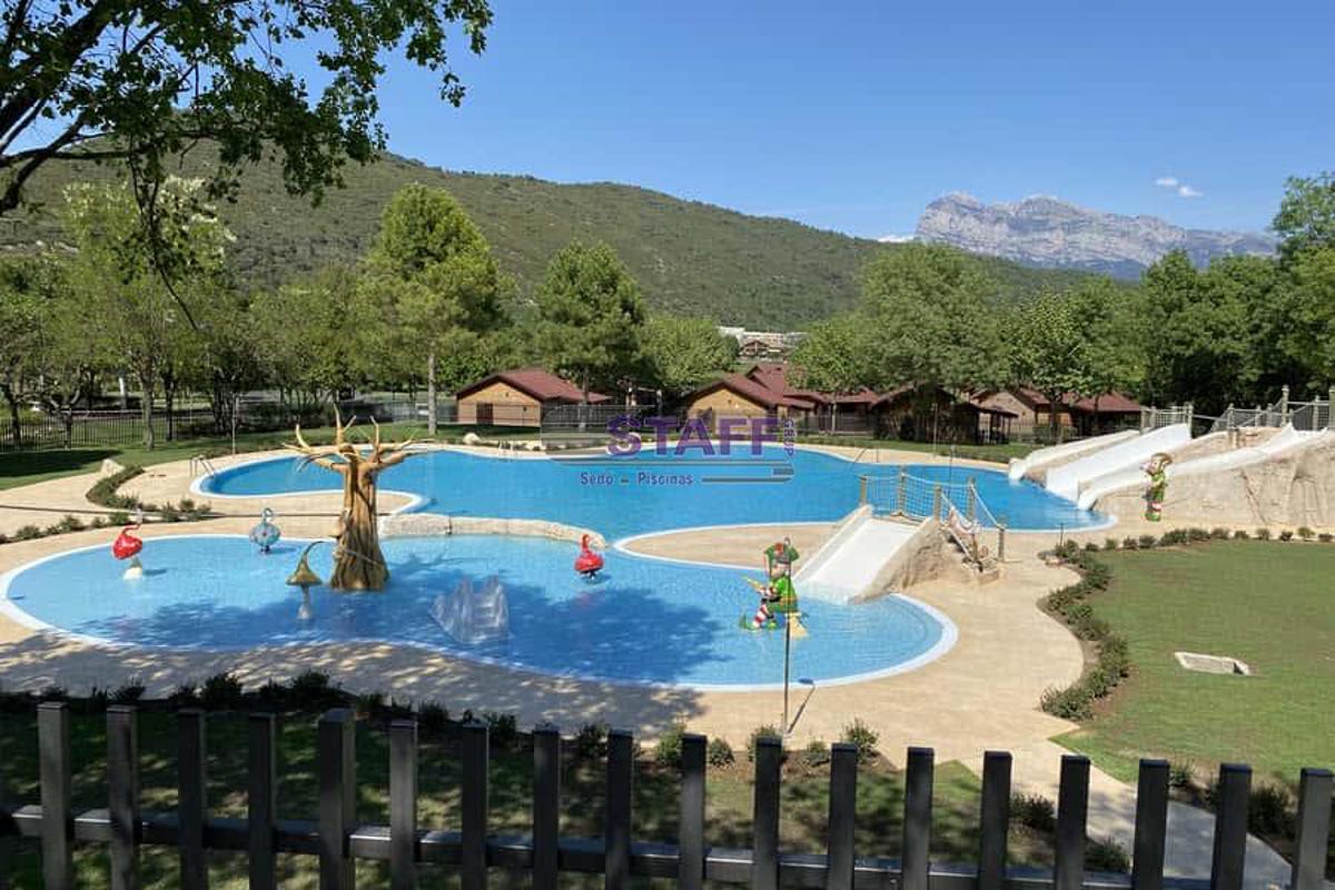 Construcción de 2 piscinas en Camping Boltaña Construcción de 2 piscinas en Camping Boltaña