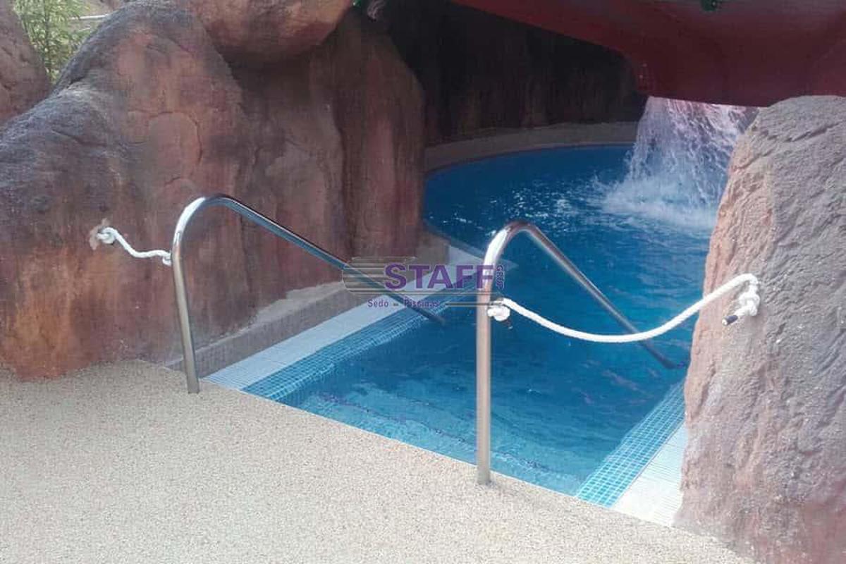 Construcción de una piscina receptora en Camping Àmfora Construcción de una piscina receptora en Camping Àmfora